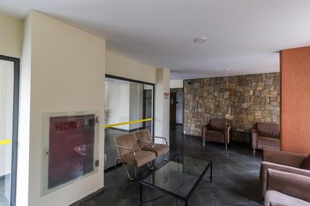 Apartamento à venda com 72m², 3 quartos e 2 vagas Apartamento à venda com 72m², 3 quartos e 2 vagasHall de entrada