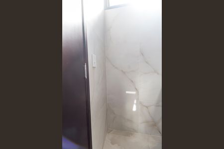 Apartamento à venda com 72m², 3 quartos e 2 vagas Apartamento à venda com 72m², 3 quartos e 2 vagasBanheiro da Suíte