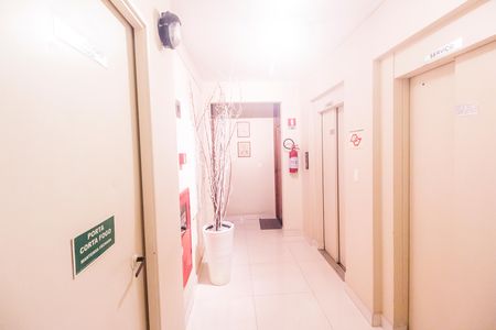 Apartamento à venda com 72m², 3 quartos e 2 vagas Apartamento à venda com 72m², 3 quartos e 2 vagasEntrada