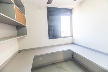 Apartamento à venda com 72m², 3 quartos e 2 vagas Apartamento à venda com 72m², 3 quartos e 2 vagasEscritório