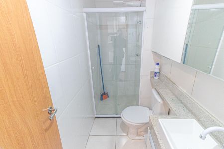 Banheiro de apartamento para alugar com 1 quarto, 25m² em Belenzinho, São Paulo