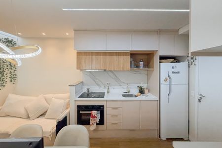 Apartamento à venda com 37m², 2 quartos e sem vaga Apartamento à venda com 37m², 2 quartos e sem vagaSala