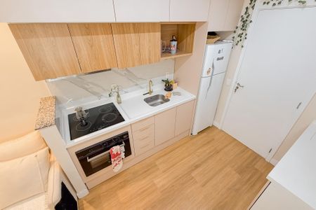 Apartamento à venda com 37m², 2 quartos e sem vaga Apartamento à venda com 37m², 2 quartos e sem vagaCozinha e Área de Serviço