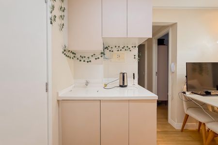 Apartamento à venda com 37m², 2 quartos e sem vaga Apartamento à venda com 37m², 2 quartos e sem vagaCozinha e Área de Serviço