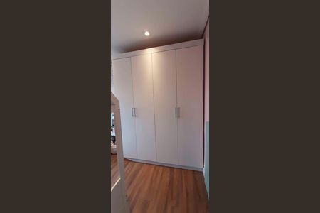 Quarto de apartamento à venda com 2 quartos, 72m² em Vila Osasco, Osasco