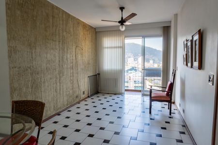 Apartamento à venda com 86m², 2 quartos e 1 vaga Apartamento à venda com 86m², 2 quartos e 1 vagaSala