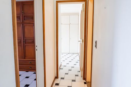 Apartamento à venda com 86m², 2 quartos e 1 vaga Apartamento à venda com 86m², 2 quartos e 1 vagaCorredor