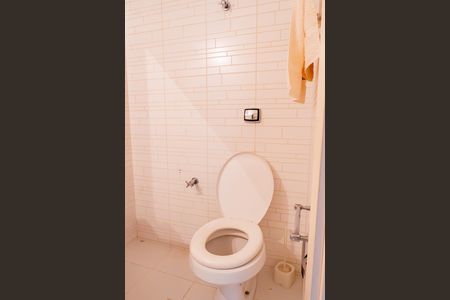 Apartamento à venda com 86m², 2 quartos e 1 vaga Apartamento à venda com 86m², 2 quartos e 1 vagaBanheiro