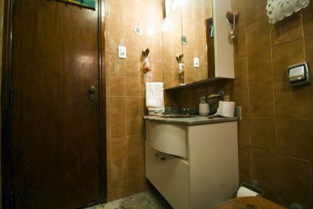 Casa à venda com 5 quartos, 305m² em Parque Sao Domingos, São Paulo