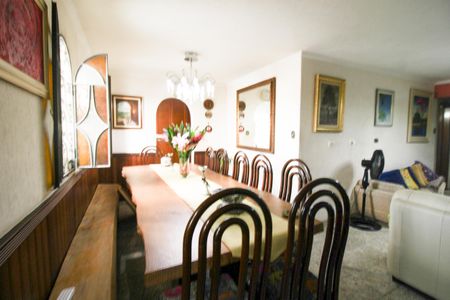 Casa à venda com 5 quartos, 305m² em Parque Sao Domingos, São Paulo