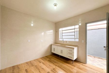 Casa para alugar com 81m², 2 quartos e sem vaga Casa para alugar com 81m², 2 quartos e sem vagaCozinha