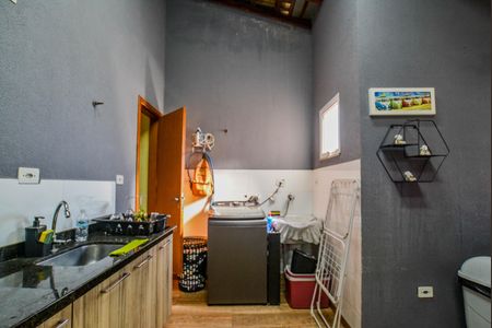 Apartamento à venda com 94m², 2 quartos e 2 vagas Apartamento à venda com 94m², 2 quartos e 2 vagasÁrea de Serviço