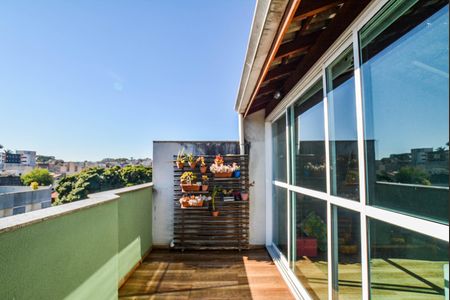 Apartamento à venda com 94m², 2 quartos e 2 vagas Apartamento à venda com 94m², 2 quartos e 2 vagasCobertura