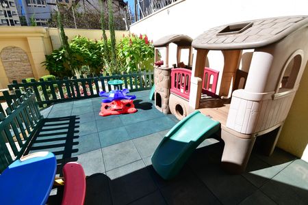 Apartamento para alugar com 106m², 3 quartos e 2 vagasÁrea comum - Playground