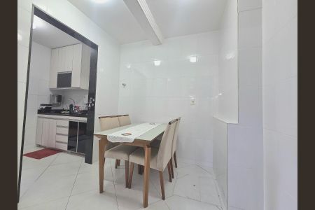 Apartamento à venda com 100m², 2 quartos e 1 vaga Apartamento à venda com 100m², 2 quartos e 1 vagaCozinha