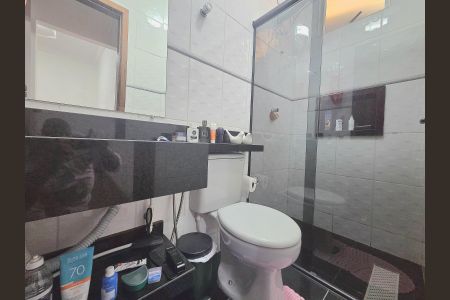 Apartamento à venda com 100m², 2 quartos e 1 vaga Apartamento à venda com 100m², 2 quartos e 1 vagaBanheiro 1