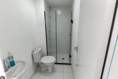 Apartamento para alugar com 36m², 2 quartos e sem vaga Apartamento para alugar com 36m², 2 quartos e sem vagaBanheiro