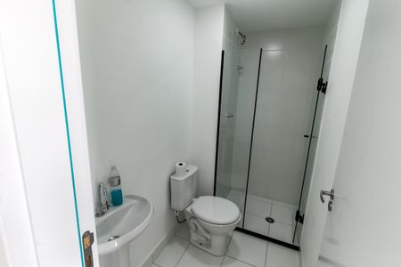 Apartamento para alugar com 36m², 2 quartos e sem vaga Apartamento para alugar com 36m², 2 quartos e sem vagaBanheiro