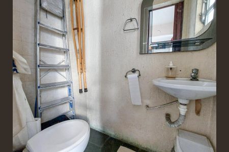 Banheiro de serviço de casa à venda com 3 quartos, 162m² em Jardim Promissao, São Paulo