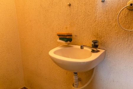 Casa para alugar com 100m², 3 quartos e 1 vagaLavabo