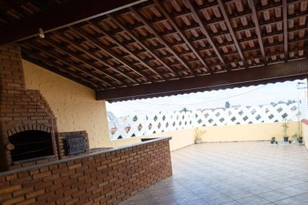 Área gourmet e serviço de casa para alugar com 3 quartos, 100m² em Vila Nova Bonsucesso, Guarulhos