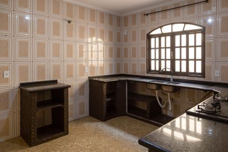Casa para alugar com 100m², 3 quartos e 1 vagaCozinha