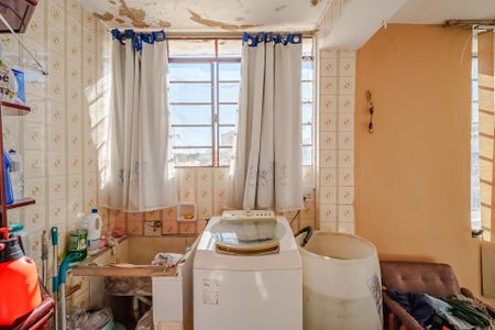 Área de Serviço de casa à venda com 3 quartos, 226m² em Vila Polopoli, São Paulo