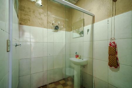 Banheiro 1 de casa à venda com 3 quartos, 226m² em Vila Polopoli, São Paulo