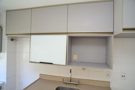 Apartamento à venda com 99m², 2 quartos e 1 vaga