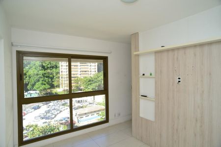Apartamento à venda com 99m², 2 quartos e 1 vaga