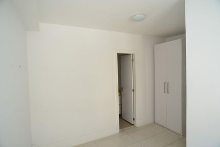 Apartamento à venda com 99m², 2 quartos e 1 vaga