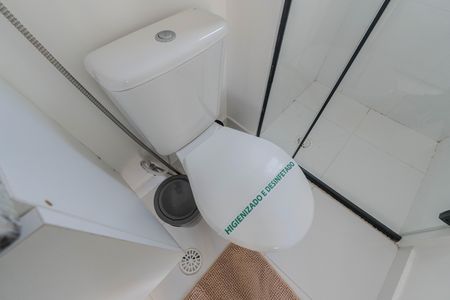 Banheiro de kitnet/studio para alugar com 1 quarto, 31m² em Bela Vista, São Paulo