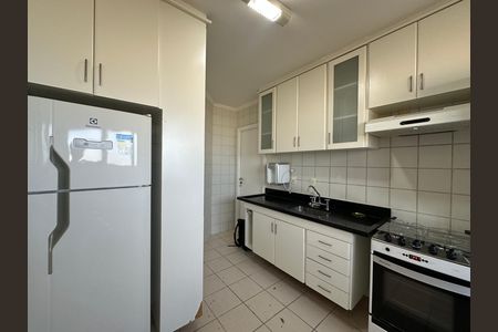 Apartamento para alugar com 107m², 3 quartos e 2 vagas Apartamento para alugar com 107m², 3 quartos e 2 vagasCozinha