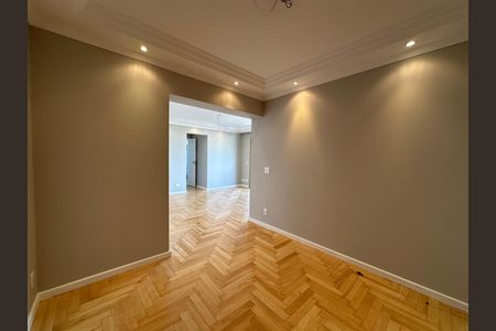 Apartamento para alugar com 107m², 3 quartos e 2 vagas Apartamento para alugar com 107m², 3 quartos e 2 vagasSala de Jantar