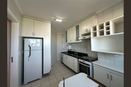 Apartamento para alugar com 107m², 3 quartos e 2 vagas Apartamento para alugar com 107m², 3 quartos e 2 vagasCozinha