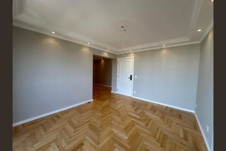 Apartamento para alugar com 107m², 3 quartos e 2 vagas Apartamento para alugar com 107m², 3 quartos e 2 vagasSala