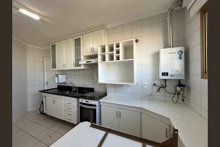 Apartamento para alugar com 107m², 3 quartos e 2 vagas Apartamento para alugar com 107m², 3 quartos e 2 vagasCozinha