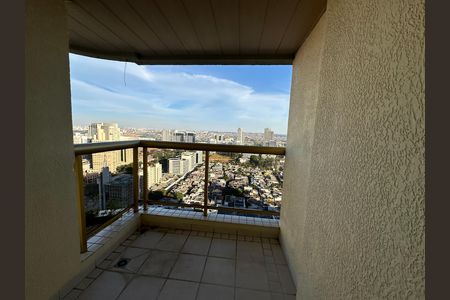Apartamento para alugar com 107m², 3 quartos e 2 vagas Apartamento para alugar com 107m², 3 quartos e 2 vagasVaranda