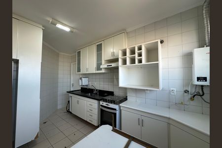 Apartamento para alugar com 107m², 3 quartos e 2 vagas Apartamento para alugar com 107m², 3 quartos e 2 vagasCozinha