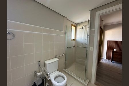 Apartamento para alugar com 107m², 3 quartos e 2 vagas Apartamento para alugar com 107m², 3 quartos e 2 vagasBanheiro da Suíte