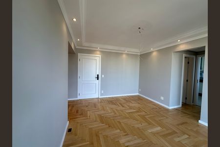 Apartamento para alugar com 107m², 3 quartos e 2 vagas Apartamento para alugar com 107m², 3 quartos e 2 vagasSala