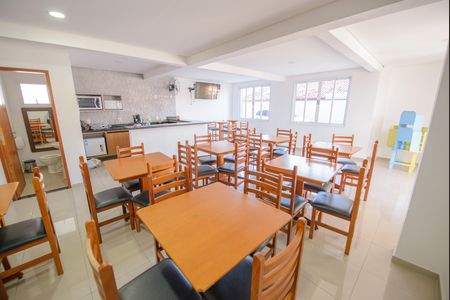 Apartamento para alugar com 60m², 2 quartos e 1 vaga Apartamento para alugar com 60m², 2 quartos e 1 vagaÁrea comum - Salão de festas