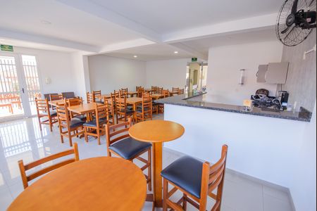 Apartamento para alugar com 60m², 2 quartos e 1 vaga Apartamento para alugar com 60m², 2 quartos e 1 vagaÁrea comum - Salão de festas