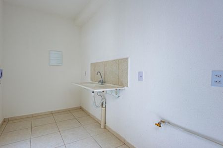 Cozinha e Área de Serviço de apartamento para alugar com 2 quartos, 54m² em Condomínio villa vic sardenha, Indaiatuba