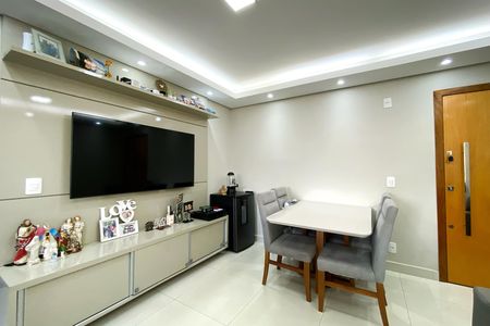Apartamento à venda com 48m², 2 quartos e 1 vaga Apartamento à venda com 48m², 2 quartos e 1 vagaSala