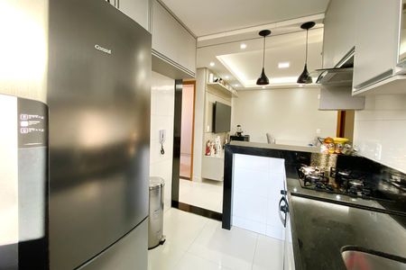 Apartamento à venda com 48m², 2 quartos e 1 vaga Apartamento à venda com 48m², 2 quartos e 1 vagaCozinha