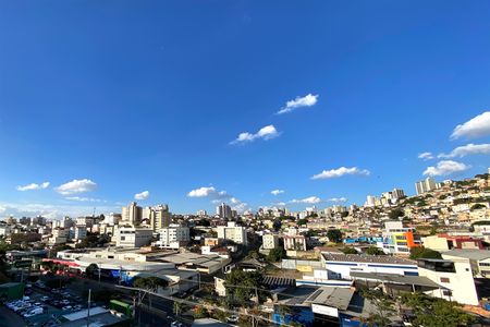 Apartamento à venda com 48m², 2 quartos e 1 vaga Apartamento à venda com 48m², 2 quartos e 1 vagaVista Quarto 2