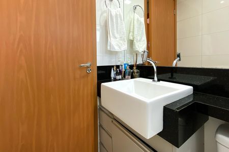 Apartamento à venda com 48m², 2 quartos e 1 vaga Apartamento à venda com 48m², 2 quartos e 1 vagaBanheiro