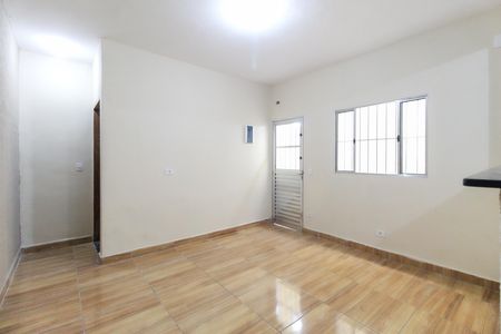 Casa para alugar com 45m², 1 quarto e sem vaga Casa para alugar com 45m², 1 quarto e sem vagaSala
