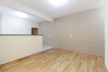 Casa para alugar com 45m², 1 quarto e sem vaga Casa para alugar com 45m², 1 quarto e sem vagaSala